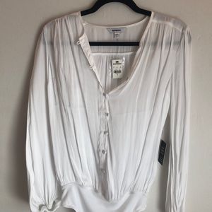NEVER WORN***Express white top